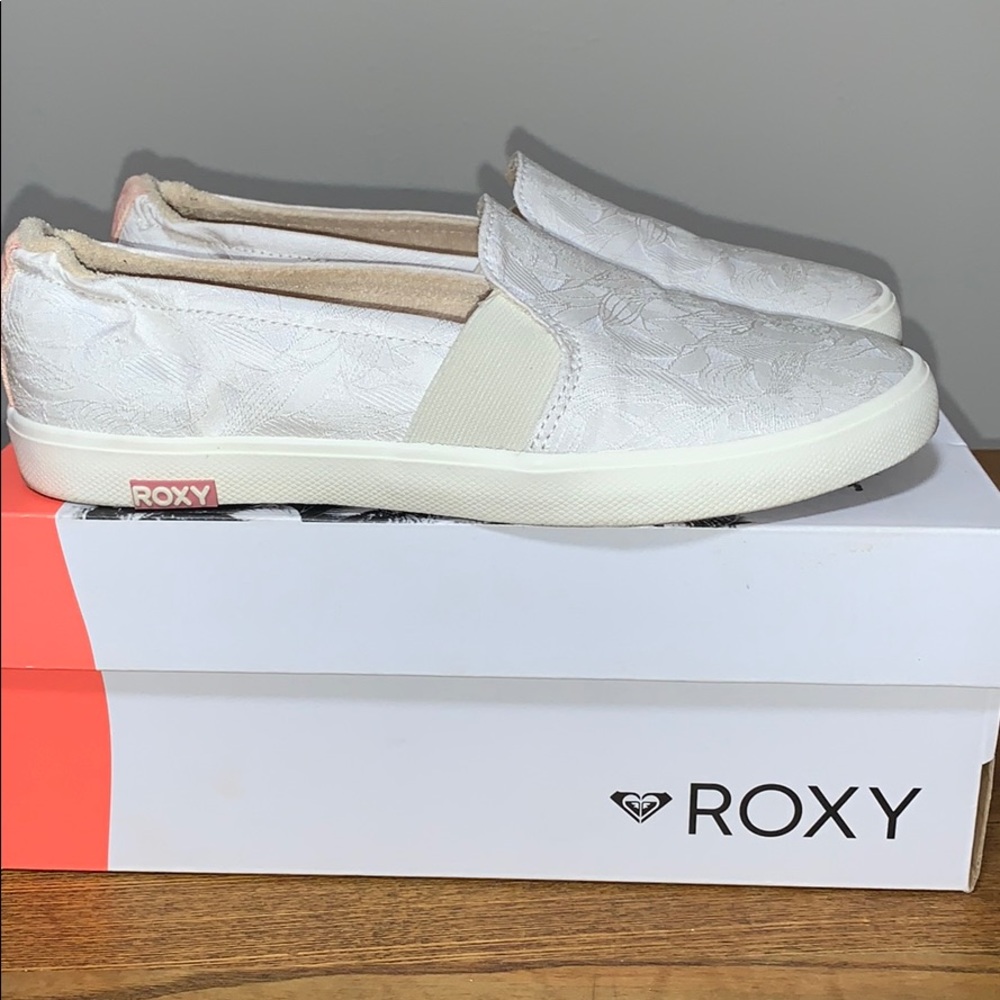 Casual slip on shoes